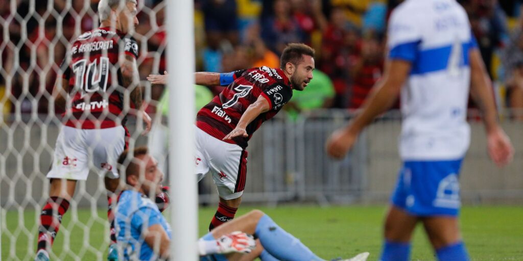 Flamengo defeats Universidad Católica and qualifies for Libertadores