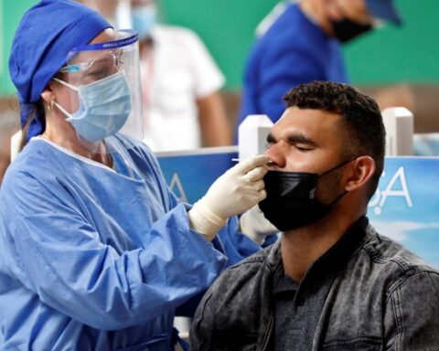 Fourth wave of the coronavirus: what to do in case of symptoms or if the test is positive