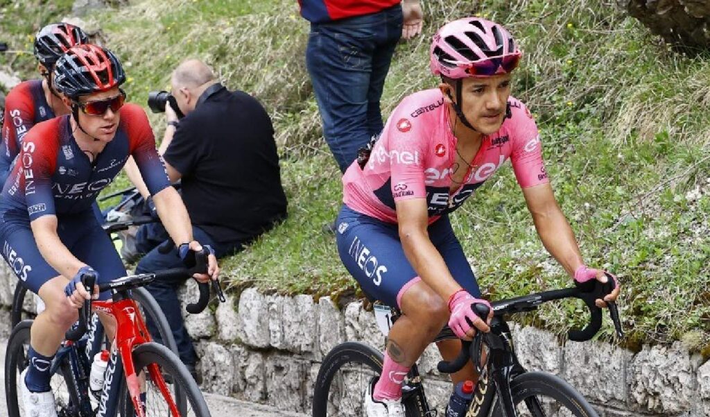 Giro d'Italia: Alessandro Covi won stage 20 and Hindley is the new leader