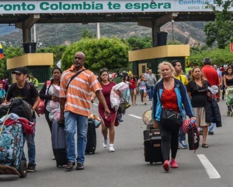 Government proposes health plan to care for Venezuelan migrants