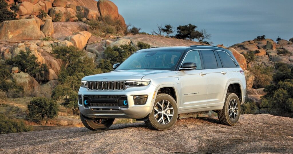 Grand Cherokee 4XE: Electric Fun