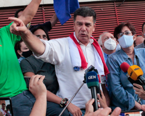 Happy Efrain;  “Cartes is the boss of organized crime”