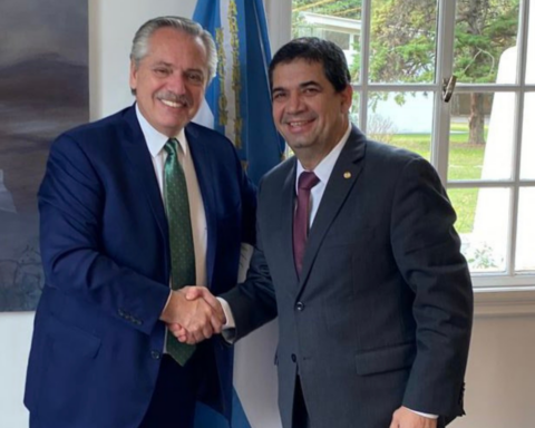 Hugo Velázquez met with Alberto Fernández