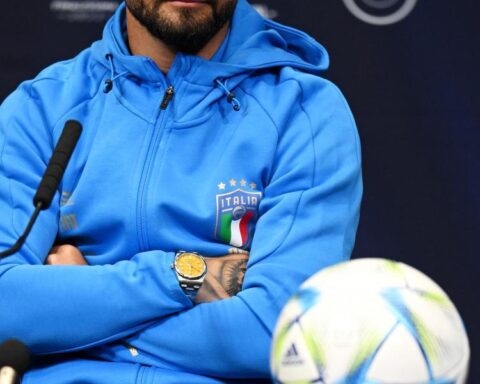 Insigne leaves Napoli but continues with the 'azzurra'