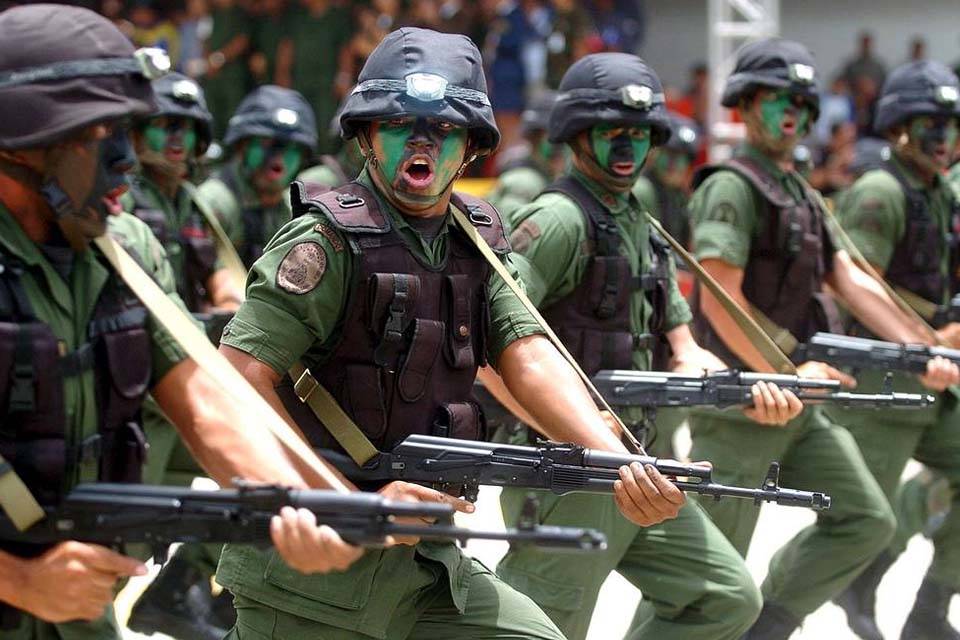 Kalashnikov rifle factory in Venezuela will not be a reality in 2022