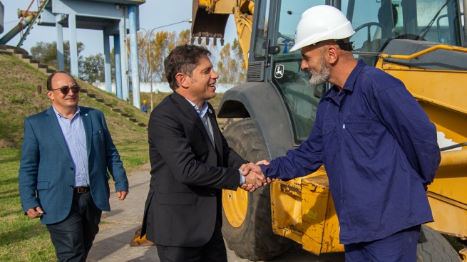 Kicillof started the works for a sewage treatment plant