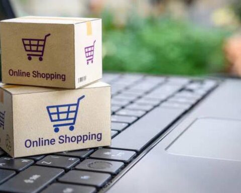 Know these 5 tips to avoid falling for scams when shopping online