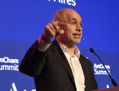 Larreta threatened with a labor and pension reform