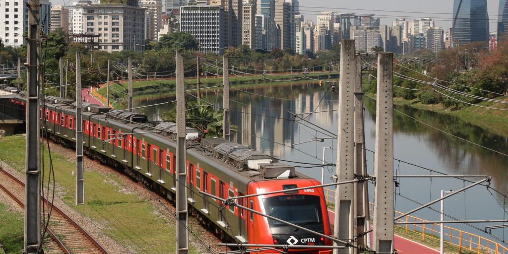 Line 8 of São Paulo's metropolitan trains fails again