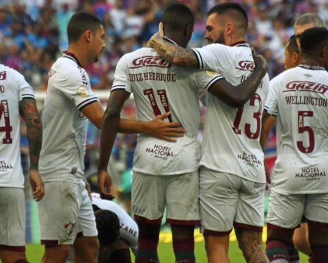 Luiz Henrique guarantees Fluminense victory over Fortaleza