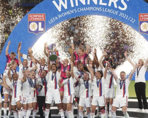 Lyon defeats Barcelona in Turin to win Women's Champions League