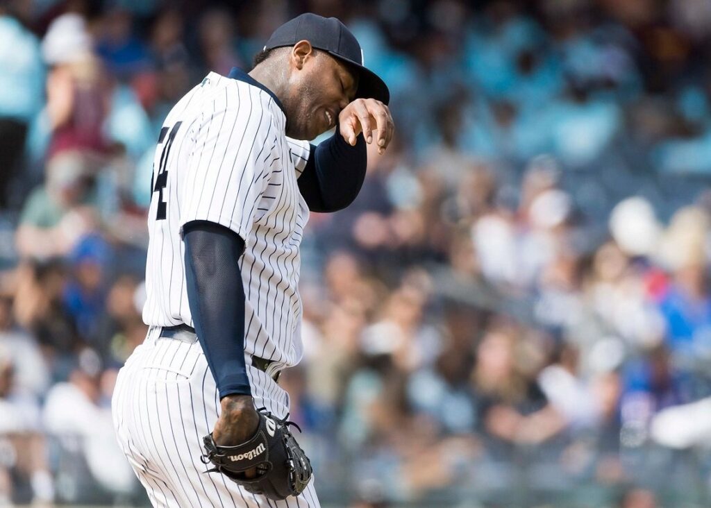 Aroldis Chapman estará fuera de acción por un par de semanas. Foto: Tomada de New York Post.