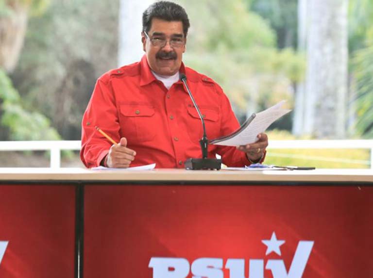 Maduro holds a meeting with members of the PSUV national leadership