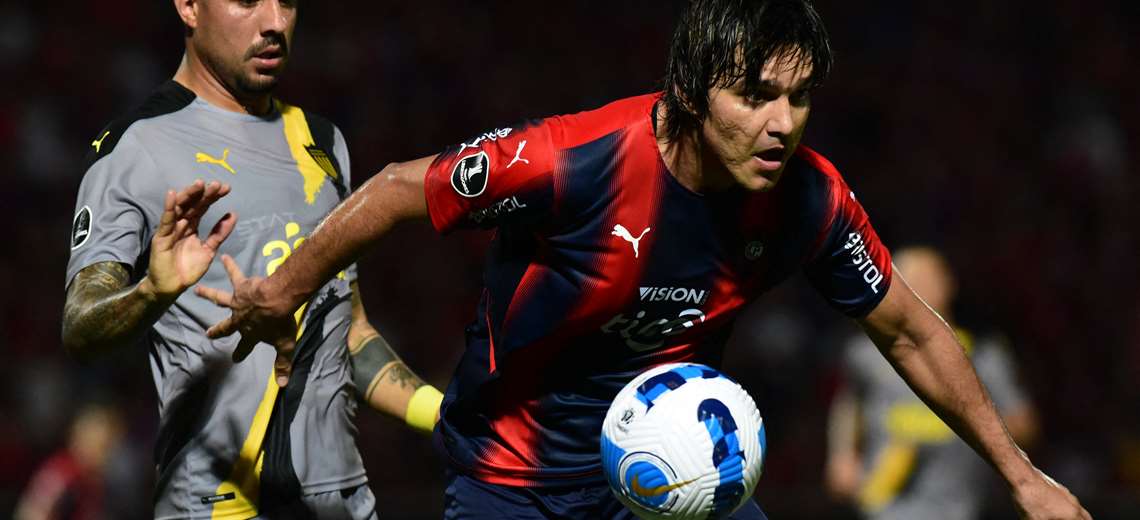 Marcelo Martins scored his first goal in Copa Libertadores for Cerro Porteño