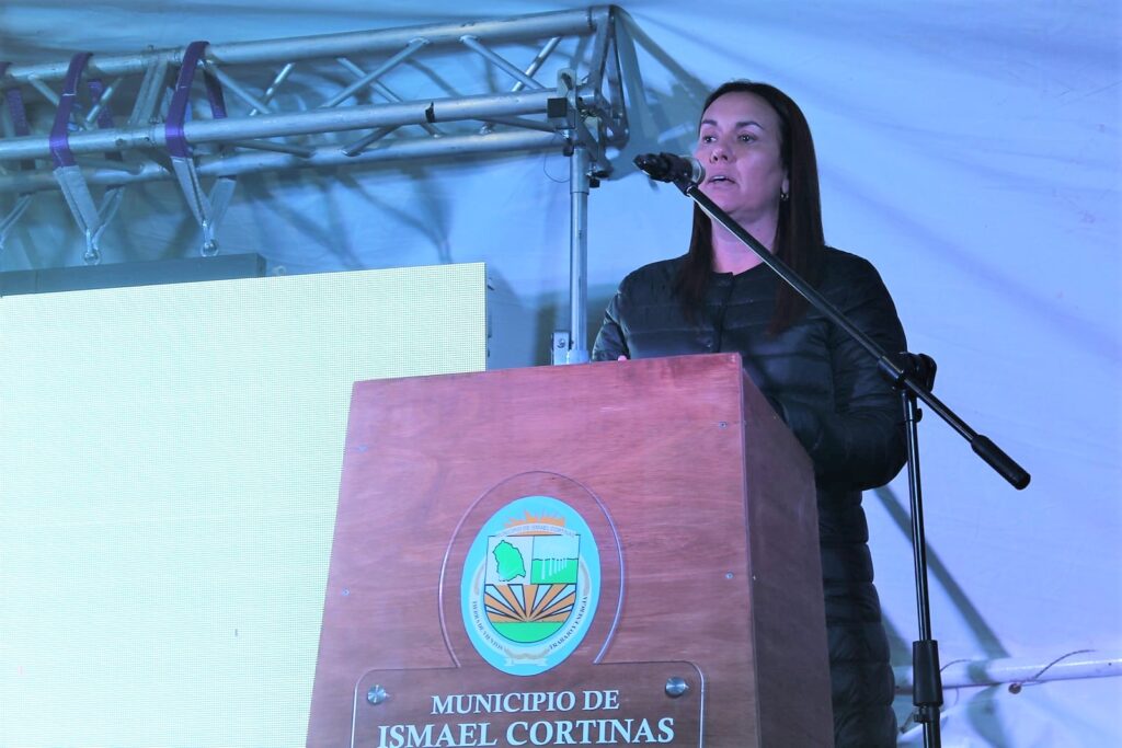 María de Lima inaugurated works in the Municipality of Ismael Cortinas in Flores