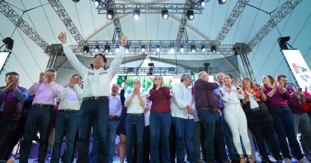 Marina Vitela closes campaign in Gómez Palacios, Durango, surrounded by morenistas