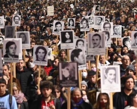 Massive March of Silence because the truth is still kidnapped and is the responsibility of the State