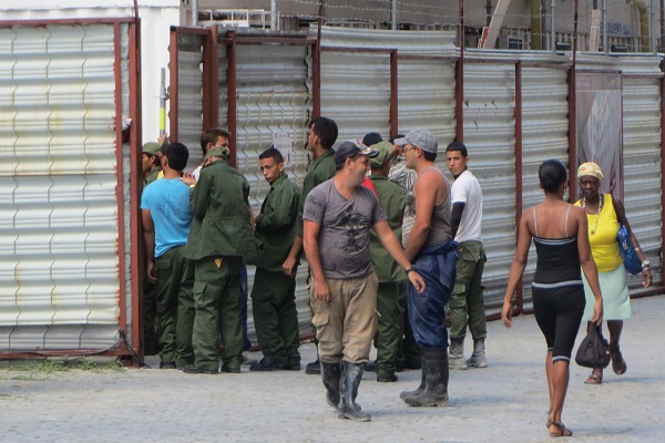 servicio militar jóvenes cubanos