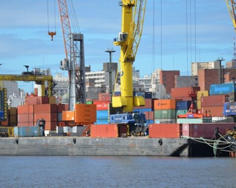 Montecon decides to extend the stoppage in the port of Montevideo for 48 more hours