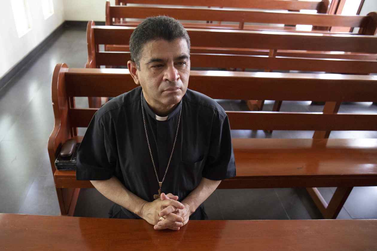 National and international wave of solidarity towards Monsignor Álvarez