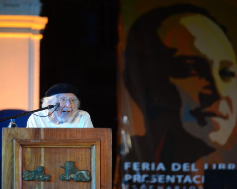 Un crónica del último recital público de Ernesto Cardenal