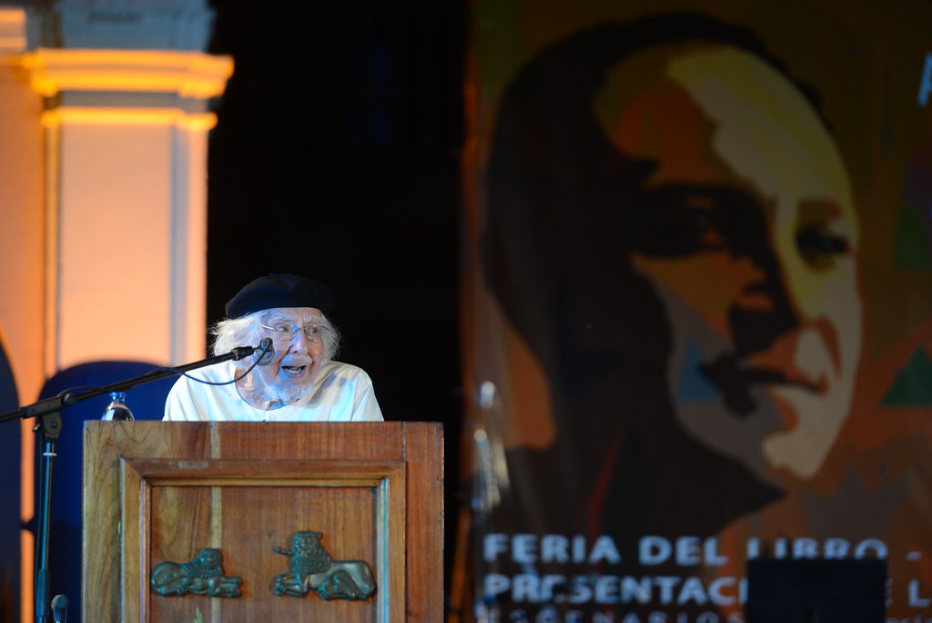 Un crónica del último recital público de Ernesto Cardenal