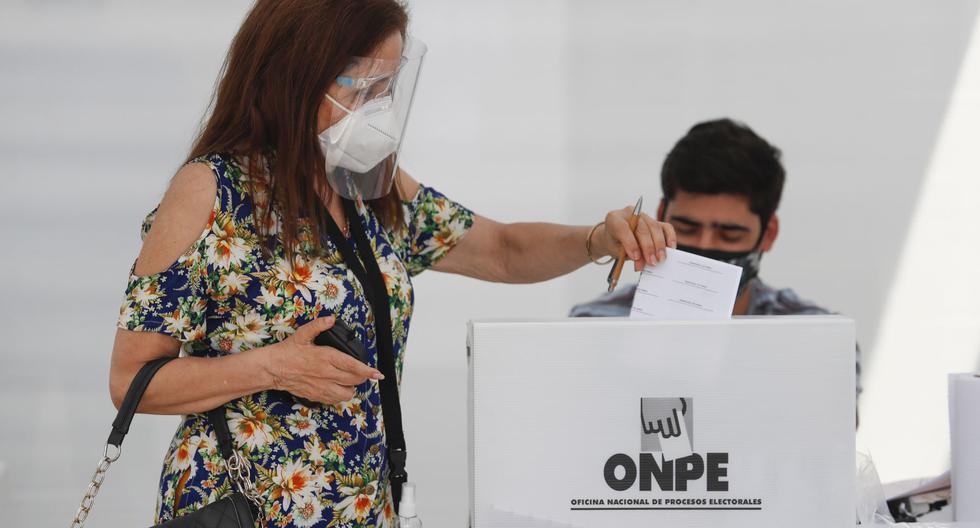 ONPE developed the official simulation of the electoral counting system for internal elections