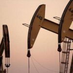 Oil price falls dragged down by the poor performance of financial markets