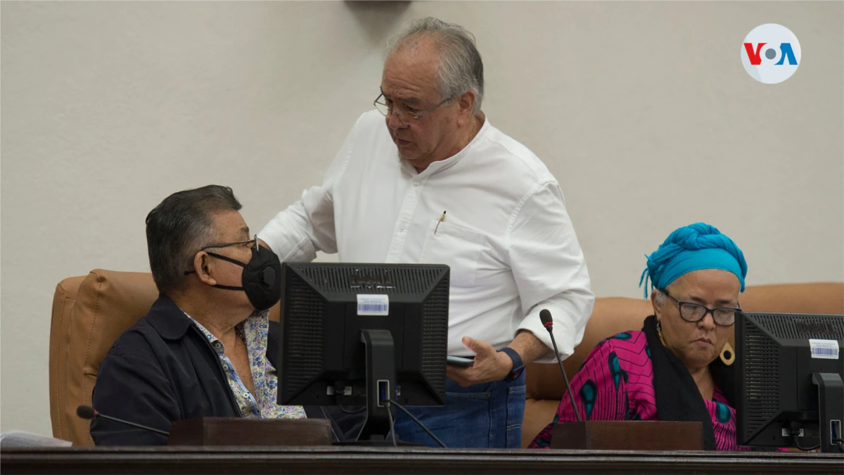 Ortega outlaws the Nicaraguan Academy of Language
