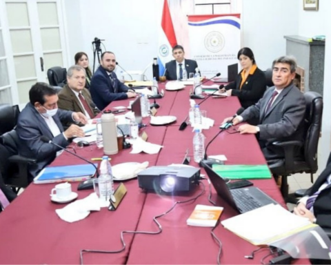 PLRA denounces interference of Cartes in the TSJE