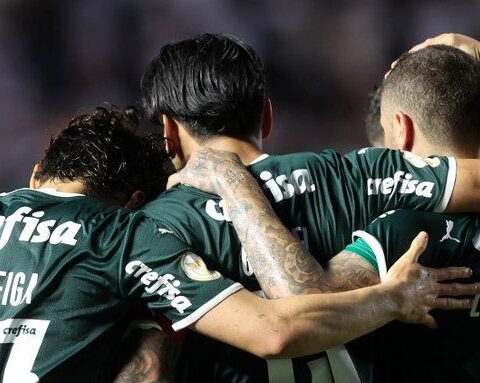 Palmeiras is the new leader of the Brazilian league after unseating Corinthians