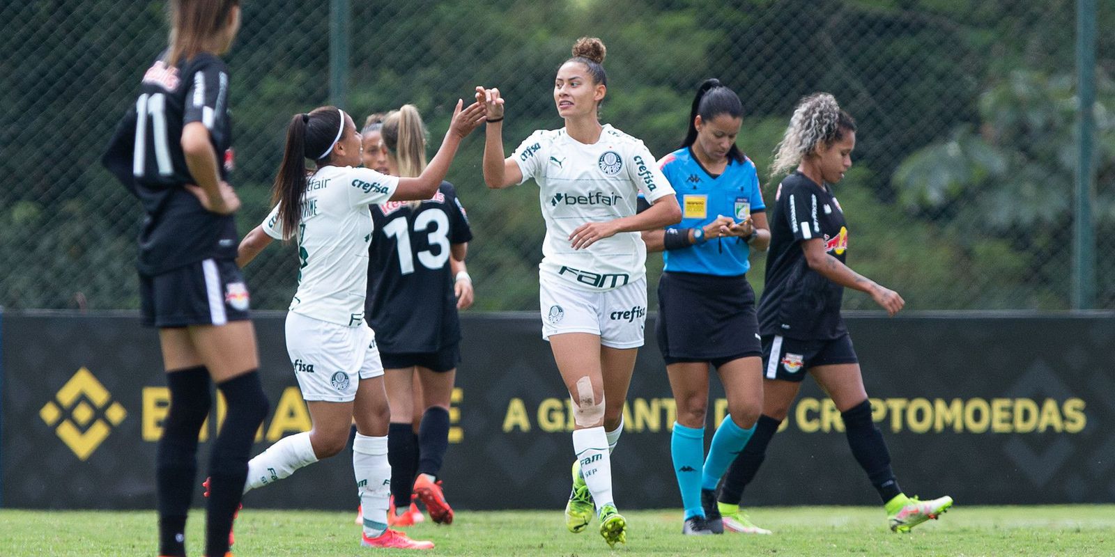 Palmeiras turns on Bragantino and keeps the lead in the Brazilian Women's Championship