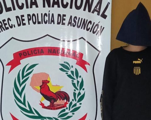 Peñarol fans arrested for robbery in Market 4