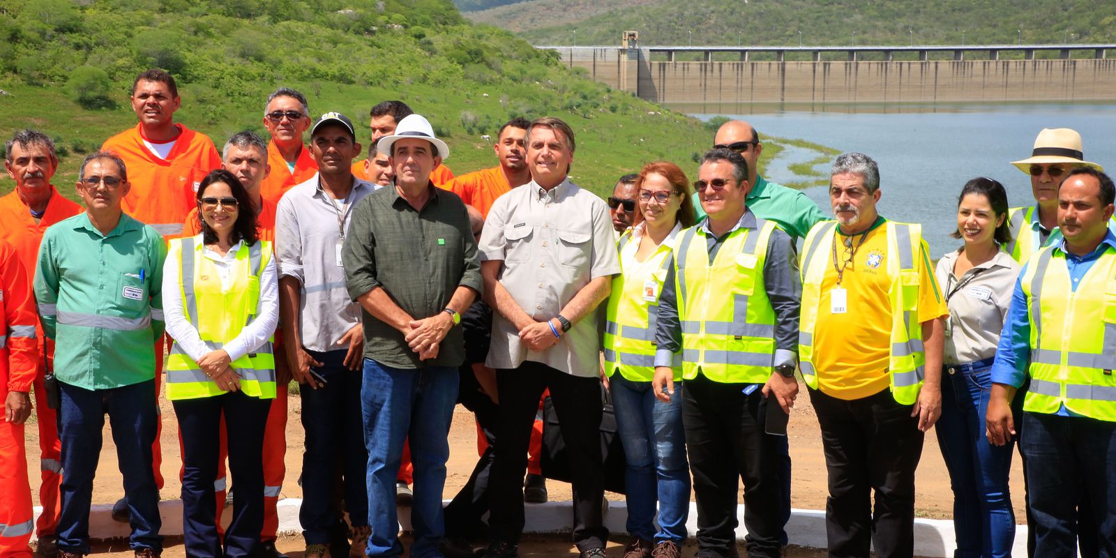 President Bolsonaro delivers two works in Paraíba