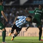 Racing returned to victory against Cuiabá in Brazil and shares the lead with Melgar