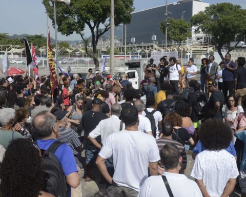 Rio: Protesters call for justice for man killed in Sergipe