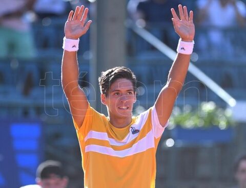 Sebastián Báez passed the debut and waits for Zverev in the second round