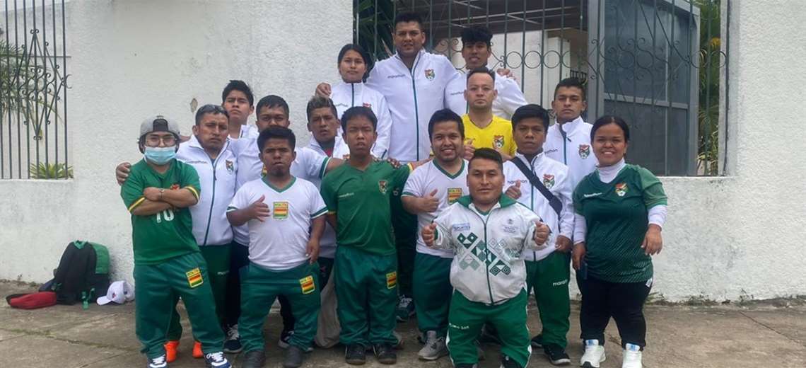 Short Bolivian national team gets tickets to travel to the Copa América