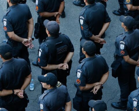 State of Rio will have cameras in police uniforms from Monday