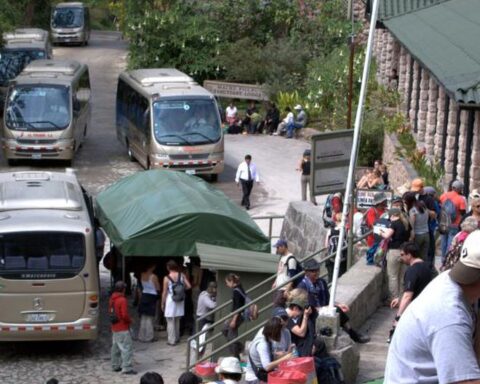 Tension in Machu Picchu due to a 48-hour strike on May 5 and 6