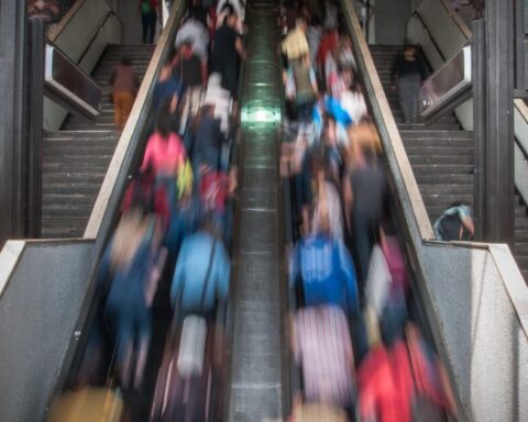 The CDMX Metro manages to optimize 97% of the escalators