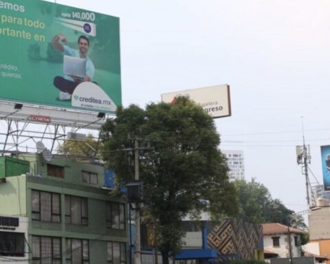 The CDMX government proposes to modify urban advertising mechanisms