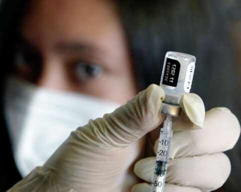 The City reinforces its vaccination campaign and calls for people over 18 years of age to receive the fourth dose