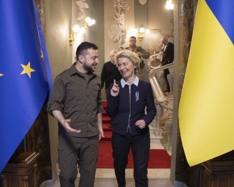 Ursula von der Leyen con el presidente ucraniano, Vlodomir Zelensky, en un viaje reciente a Kiev.