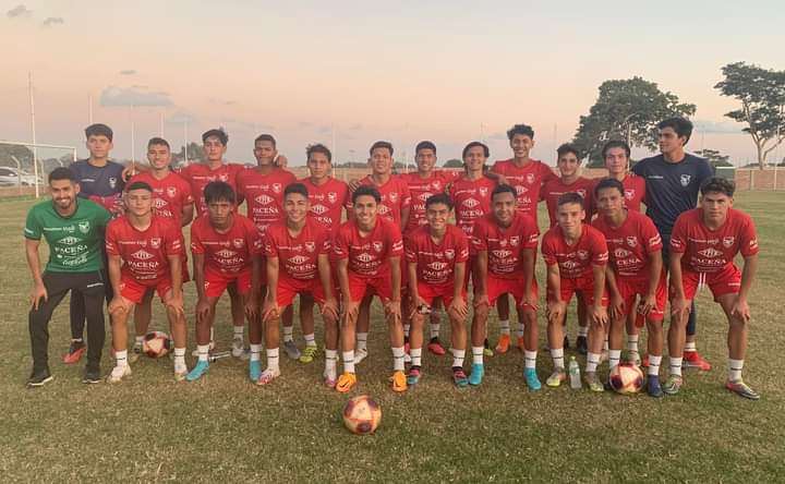 The U-17 team goes on tour to Paraguay to play friendlies