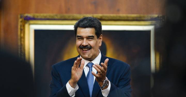 The US relaxes some sanctions on Venezuela to promote dialogue