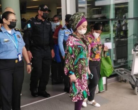 The amount in dollars for which Piedad Córdoba was detained in Honduras