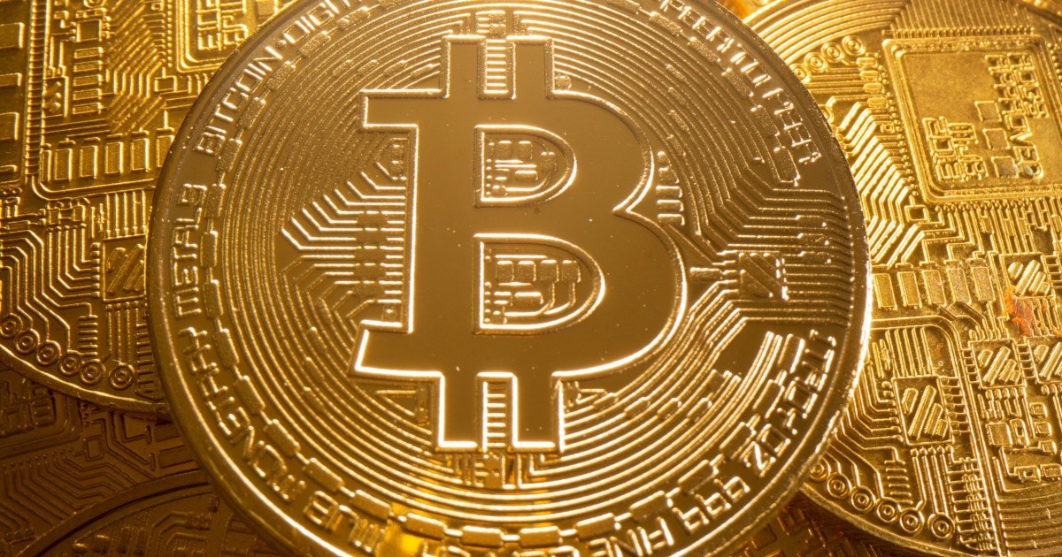 The economic context shakes the deflationary ideal of Bitcoin