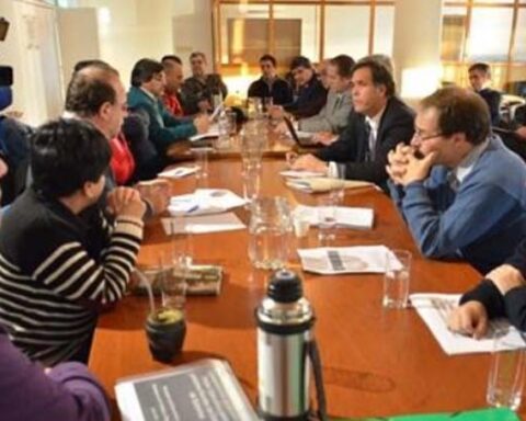 The greater the coverage of employees by collective agreements, the lower the salary differences