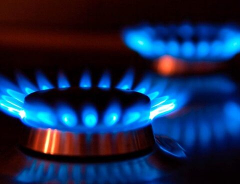 They propose an increase of 20% average for users of natural gas without social rate